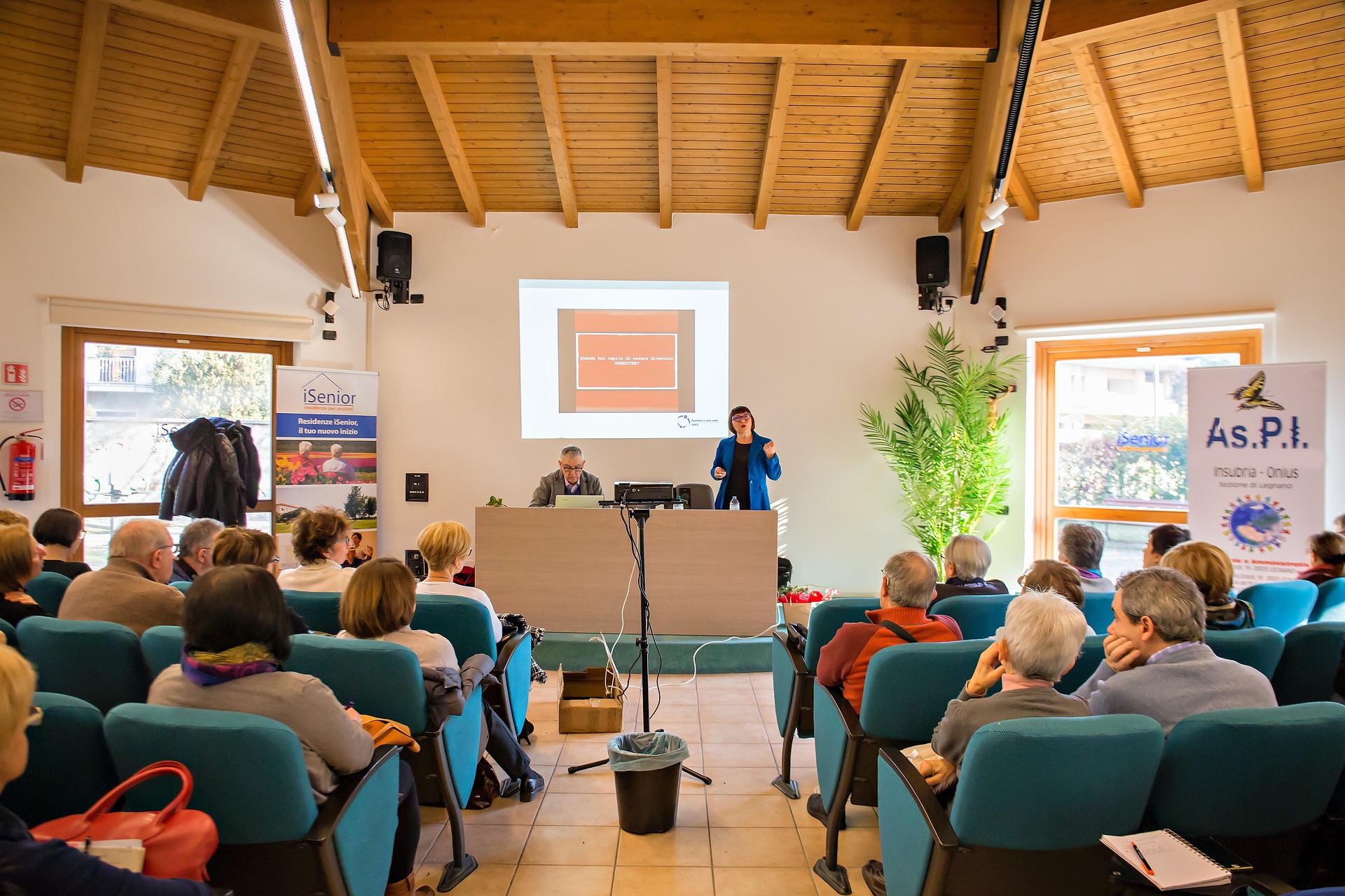 conference-5308938_1920